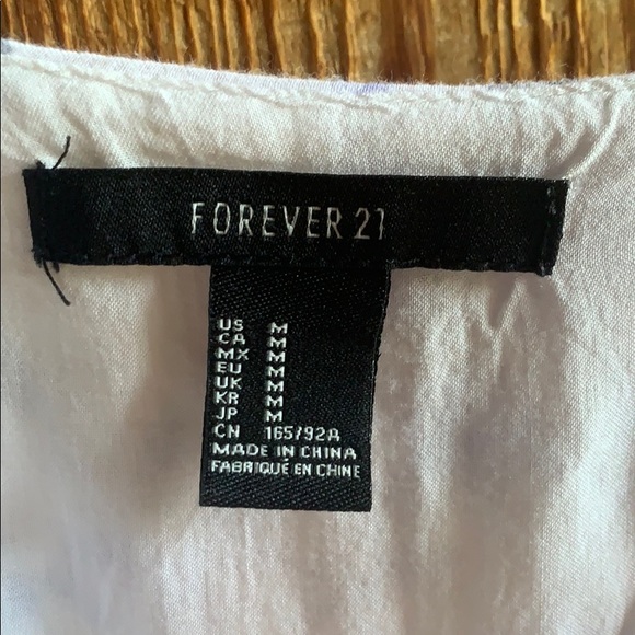 White flowered dress - Picture 3 of 4